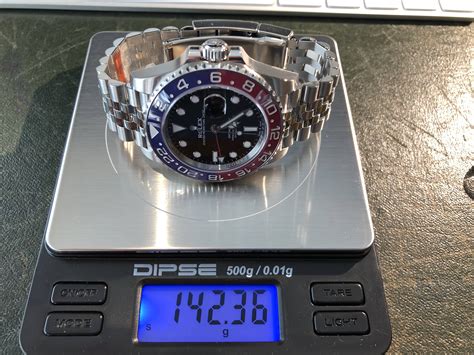 average weight of a mens rolex watch|Rolex submariner weight in grams.